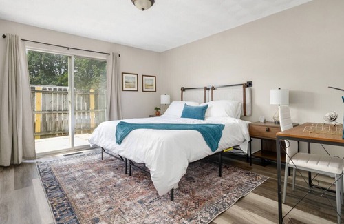 Heath Apartment | Birch and Oak - 2 BR, One Story Apartment, King Beds, Private Patio