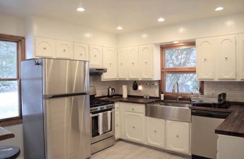 Pine Hill House | Birch Creek Mountain House
