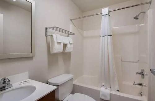 Independence Hotel | Birch Hill Suites Kansas City – Independence