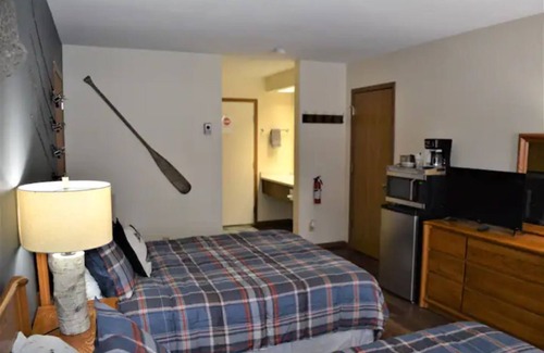Hayward Resort | Birch Point Resort Condo #19 - Nelson Lake, Hayward
