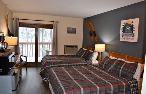 Hayward Resort | Birch Point Resort Condo #21 - Nelson Lake, Hayward