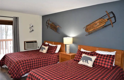 Hayward Resort | Birch Point Resort Condo #18 - Nelson Lake, Hayward