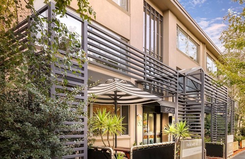 East Melbourne Apartment | Birches Serviced Apartments