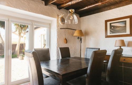 Lourinha House | Bird House