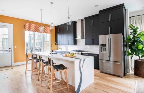 Castleberry Hill House | Bird's Eye View by Minty Living