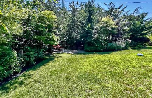 Oak Bluffs House | Bird Street Breeze