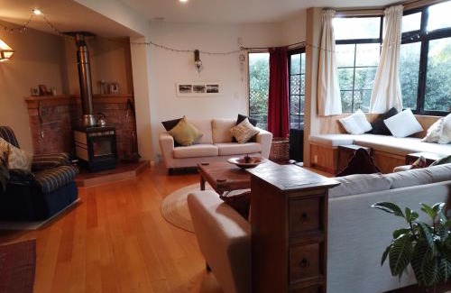 Te Awanga Bed & Breakfast | Birds Eyes Te Awanga