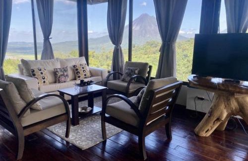 La Fortuna Villa | Birdsong Villa, Romantic Suite W- Jacuzzi