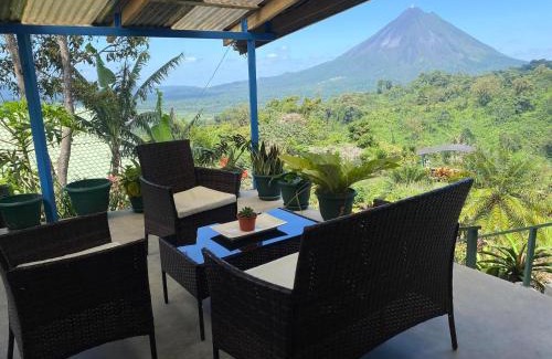 La Fortuna Villa | Birdsong Villa, Romantic Suite W- Jacuzzi
