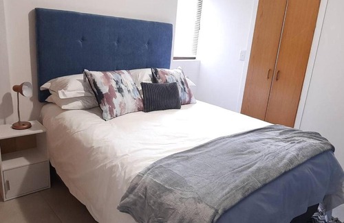 Bellville Apartment | Birdsong Cottage