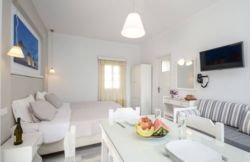 Agios Prokopios Hotel | Birikos Studios & Apartments
