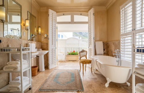 Voelklip Hotel | Birkenhead House