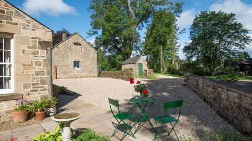 Hexham House | Birks Stable Cottage