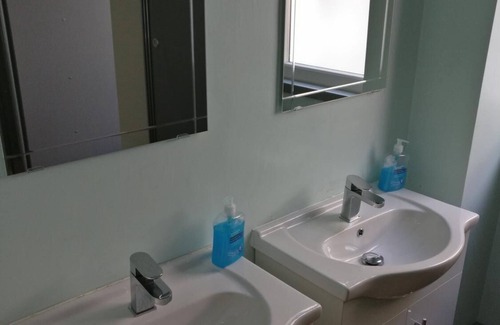Bordesley House | Birmingham Central Backpackers - Hostel
