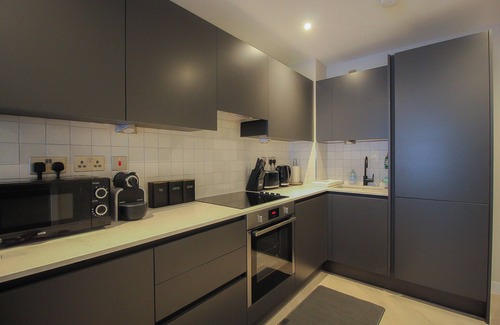 Bordesley Apartment | Birmingham Central|wifi|Parking|Sleeps 6