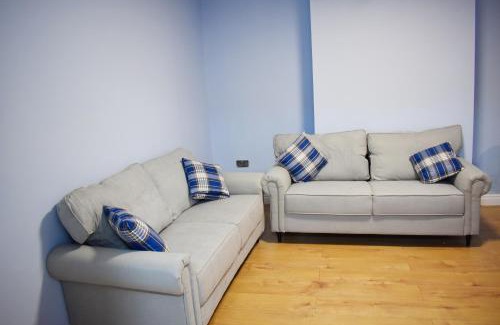 Birmingham House | Birmingham City Centre Room in edgbaston near stadium, Free Parking