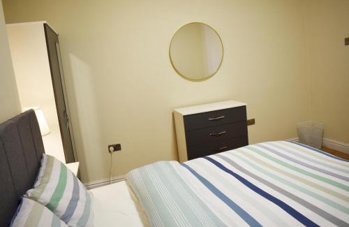 Birmingham House | Birmingham City Centre Room in edgbaston near stadium, Free Parking