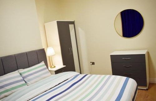 Birmingham House | Birmingham City Centre Room in edgbaston near stadium, Free Parking