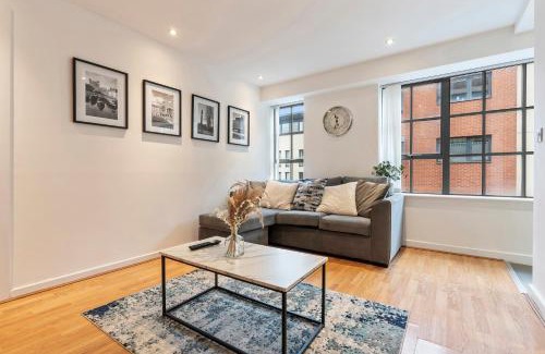 Bordesley Apartment | Birmingham City Centre 2BR apartment & Free Netflix