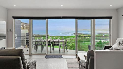 Anna Bay House | Birubi Beach House Anna Bay Beachfront
