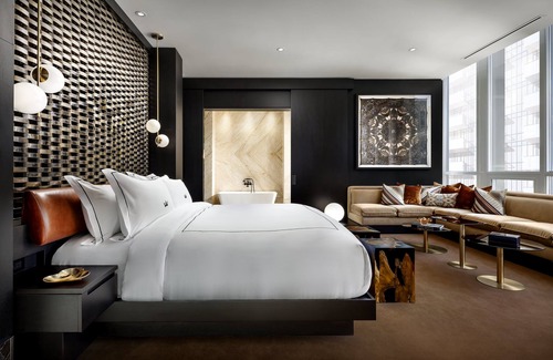 Fashion District Hotel | Bisha, a Luxury Collection Hotel Toronto