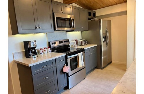 West Bishop Apartment | Bishop Aces Apartment