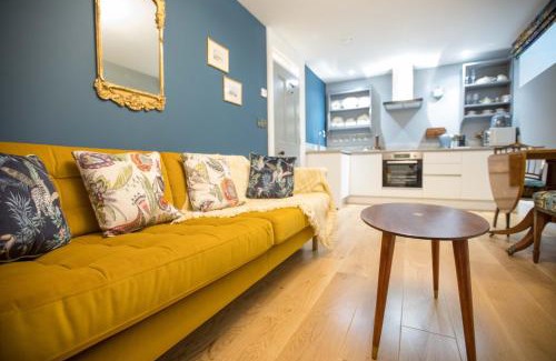 Londonderry Hotel | Bishop's Gate Hotel