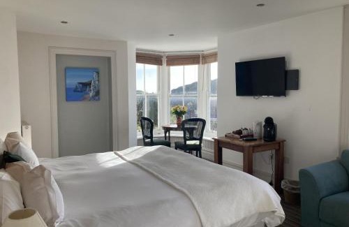 West Lulworth House | Bishops Cottage Lulworth Cove