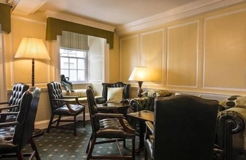 Beaumaris Hotel | Bishopsgate House Hotel