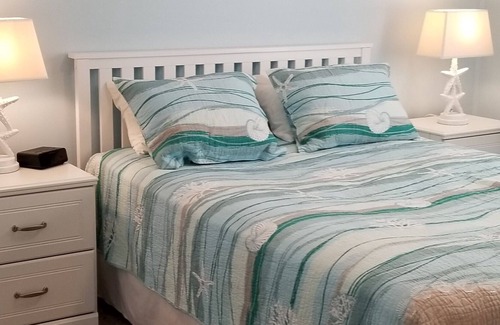 Folly Field Resort | Bison on the Beach: Charming 2bdrm villa at sweet resort on the beach