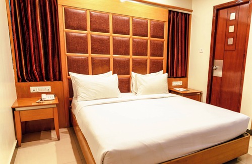 Sheshadripuram Hotel | Bisque Magaji Orchid