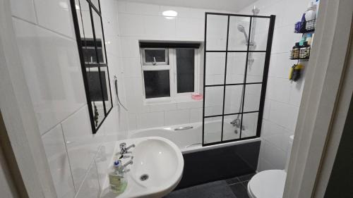 Southampton House | Bitterne Homestay