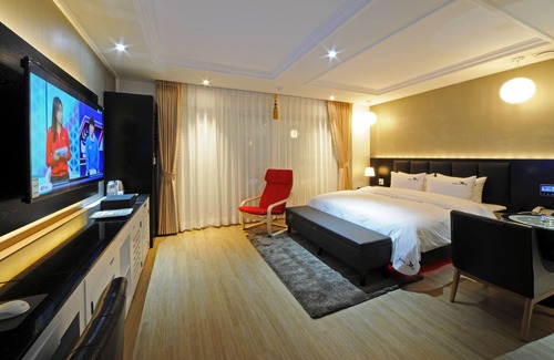 Jinhae-daero Hotel | Biz Hotel