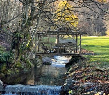 Sarajevo Canton Bed & Breakfast | Bjelasnica-Villa-Treskina dvorišta-Apartmani-Izletište-Ribnjak