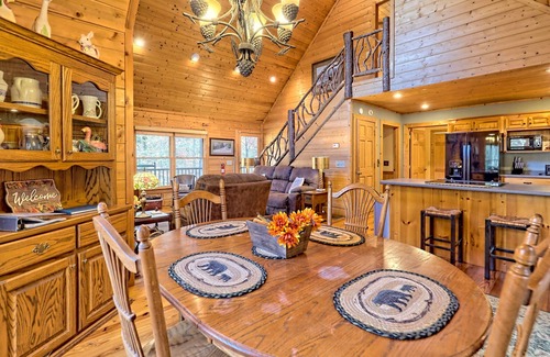 Hiawassee Cabin | Black Bear Cabin - by Chatuge Home Concierge hot tub, pool table