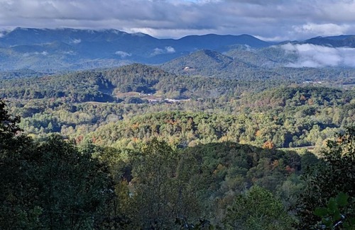 Franklin House | Black Bear Cabin Fox Mountain