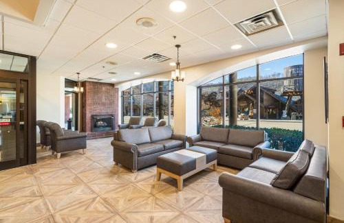 Gatlinburg Hotel | Black Bear Inn & Suites