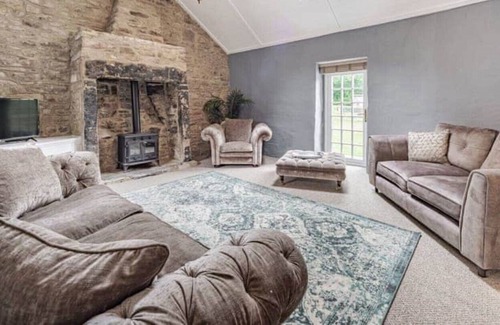 Rowlands Gill Cottage | Black Bee Cottage at Steelclose Mill