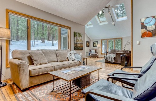 Black Butte Ranch House | Black Butte Gem