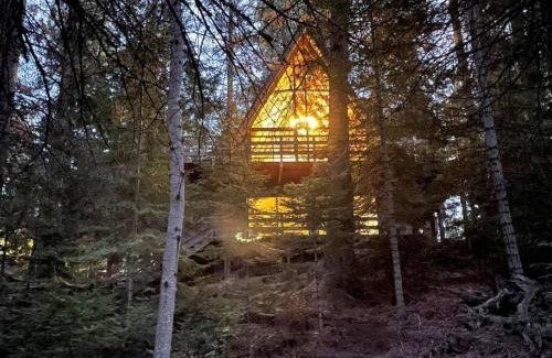 Black Butte Ranch House | Black Butte Ranch Modern A-Frame Retreat, sleeps 8