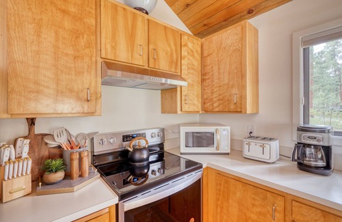 Black Butte Ranch House | Black Butte Ranch Cabin on the 7th Fairway
