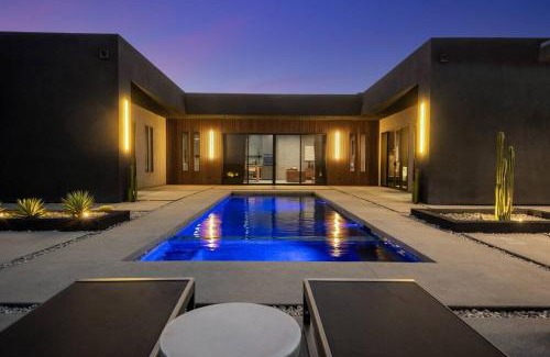Joshua Tree House | Black C House