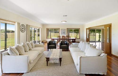 Lovedale House | Black Creek Paddock