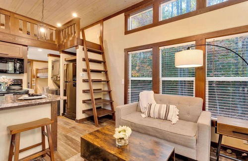 Mentone House | Black Diamond at Mentone with Free Internet!