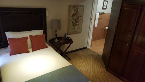 Greater Johannesburg Metropolitan Area Hotel | Black Eagle Hotel & Spa