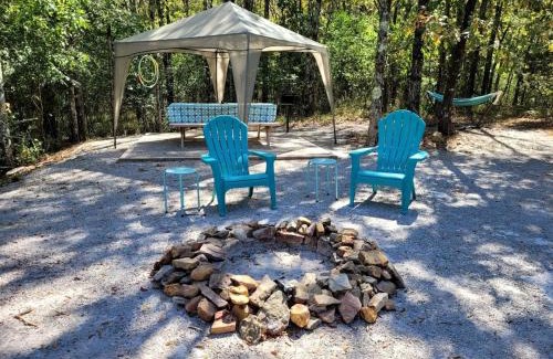 Mid America Other | Black Fox Den: A Woodland Glamp - Dog Friendly in Hot Springs, AR