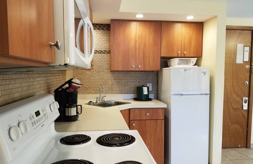 Wisconsin Dells Hotel | Black Hawk Motel and Suites