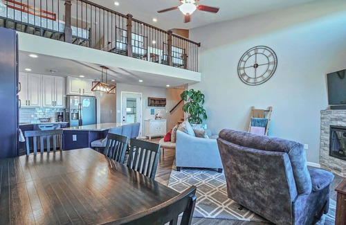 Hermosa House | Black Hills Barndo, Game Room, Hot Tub