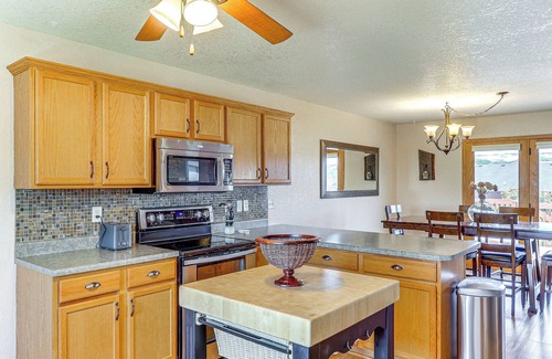 Blackhawk House | Black Hills Family Home: Close to Hiking Trails!