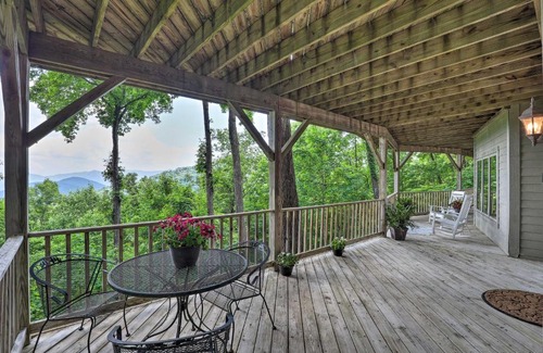 Laurel Ridge House | Black Mountain Gem with Inviting Deck and Scenic Views